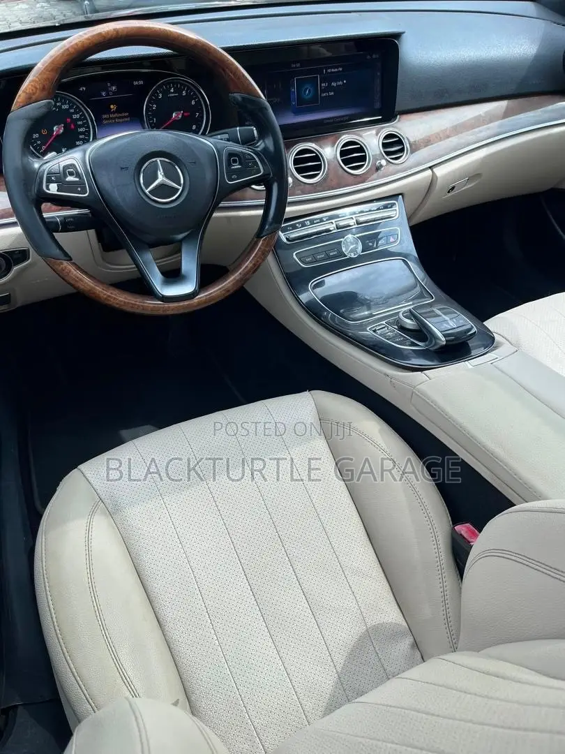 Mercedes-Benz E300 2017 Black