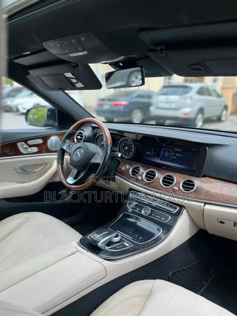 Mercedes-Benz E300 2017 Black