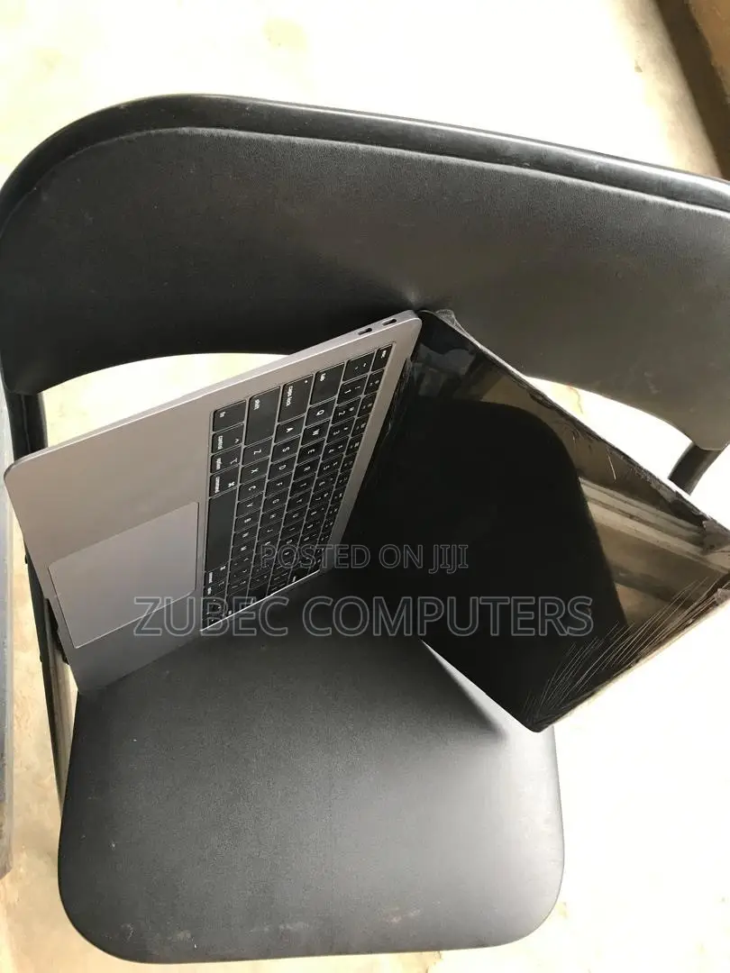 Laptop Apple MacBook Air 2019 16GB Intel Core i5 SSD 256GB