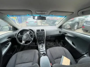 Toyota Corolla 2009 Gray