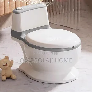 Realistic Kids Potty Trainer Seat With Built-in Wipe Storage