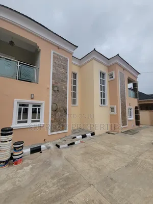 5bdrm Duplex in Kolapo Ishola Gra, Ibadan for rent