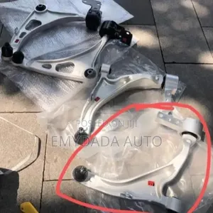 Lower Arm for Honda and Acura Car
