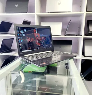 Laptop Lenovo IdeaPad 330 4GB AMD Ryzen 3 HDD 500GB