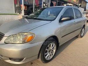 Toyota Corolla LE 2004 Silver