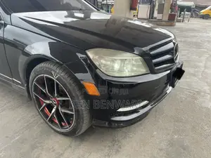 Mercedes-Benz C350 C350 BlueEFFICIENCY 4MATIC AWD 2008 Black