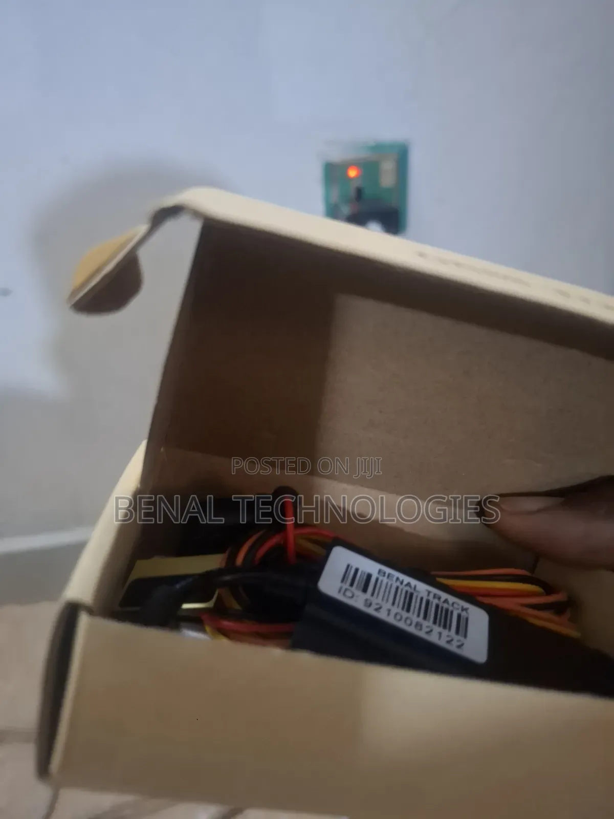 Remote Engine Cutoff GPS Tracker for Vehicles