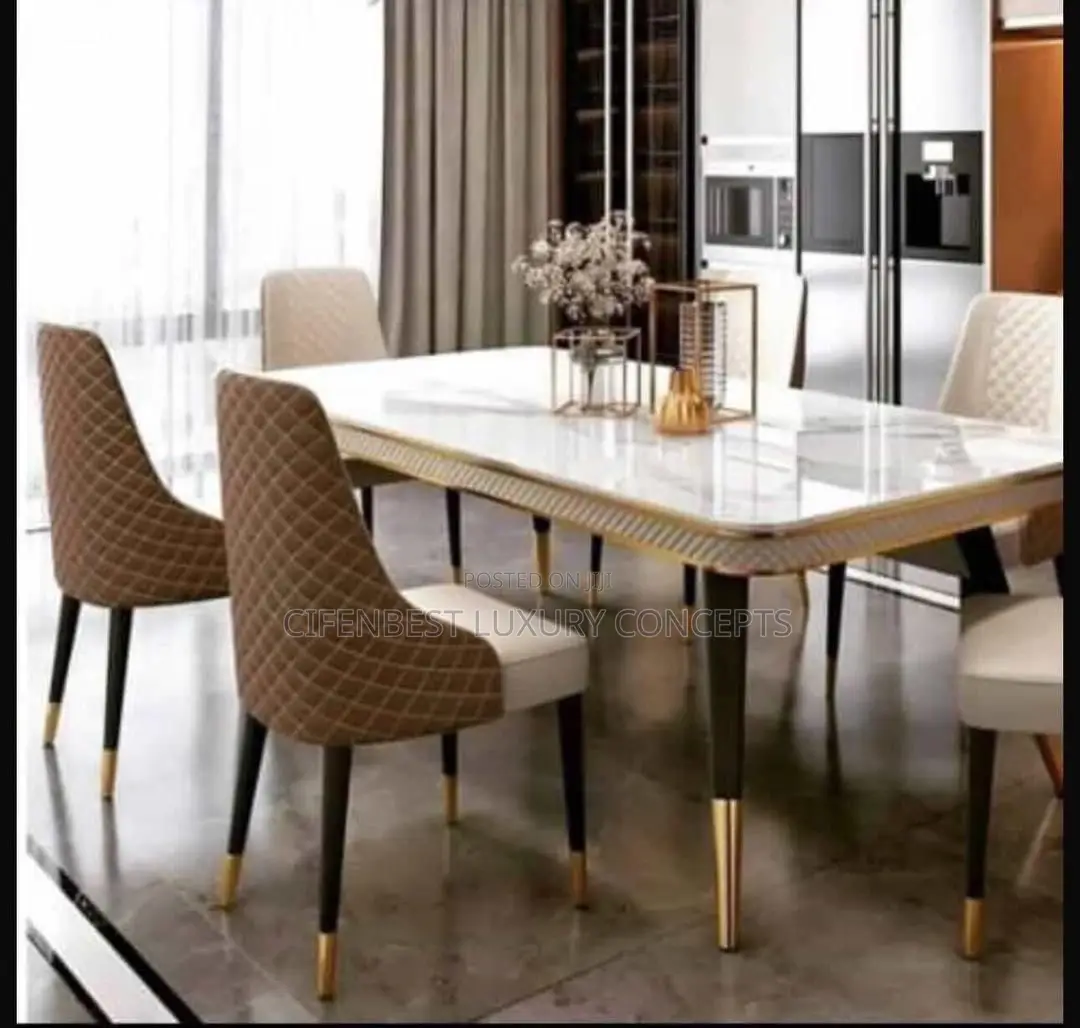 Luxury Rectangular Pin Leg Dinning Table With 6 Chair
