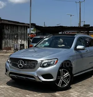 Mercedes-Benz GLC-Class 2016 Blue