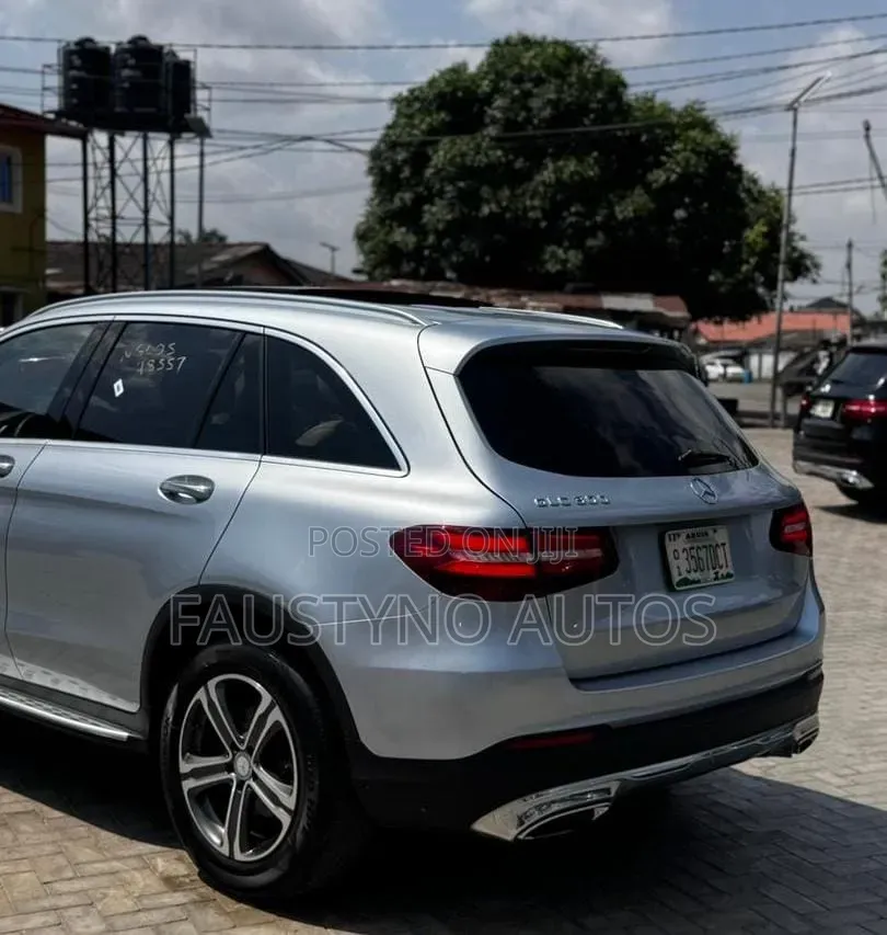 Mercedes-Benz GLC-Class 2016 Blue