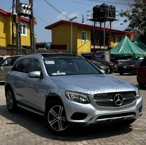 Mercedes-Benz GLC-Class 2016 Blue