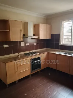 3bdrm Block of Flats in Lekki Phase 1 for rent