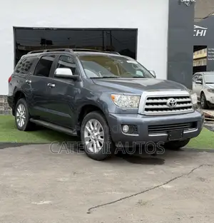 Toyota Sequoia 2013 Blue