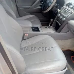 Toyota Camry 2008 Silver