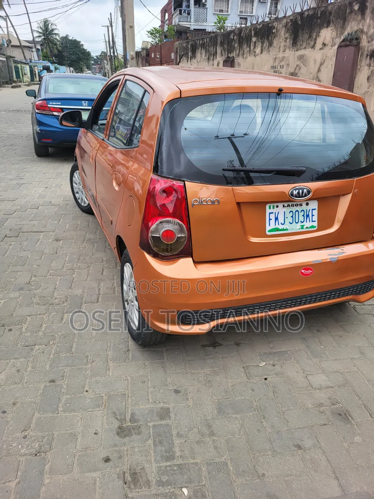 Kia Rio 2010 Gold