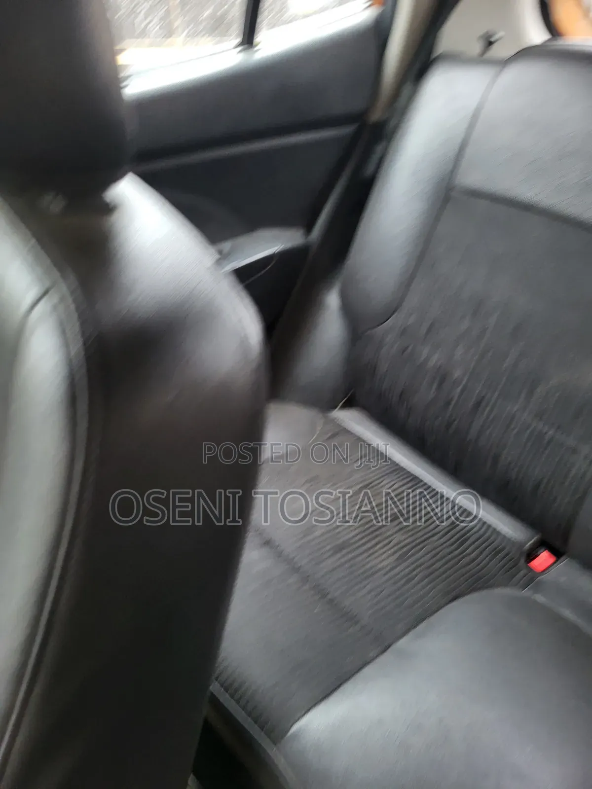 Kia Rio 2010 Gold