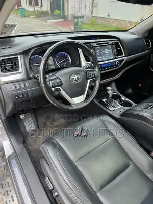 Toyota Highlander Limited Platinum 4x4 V6 (3.5L 6cyl 8A) 2018 Gray