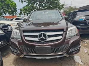 Mercedes-Benz GLK-Class 2015 Brown