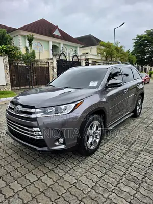 Toyota Highlander Limited Platinum 4x4 V6 (3.5L 6cyl 8A) 2018 Gray