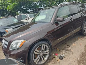 Mercedes-Benz GLK-Class 2015 Brown