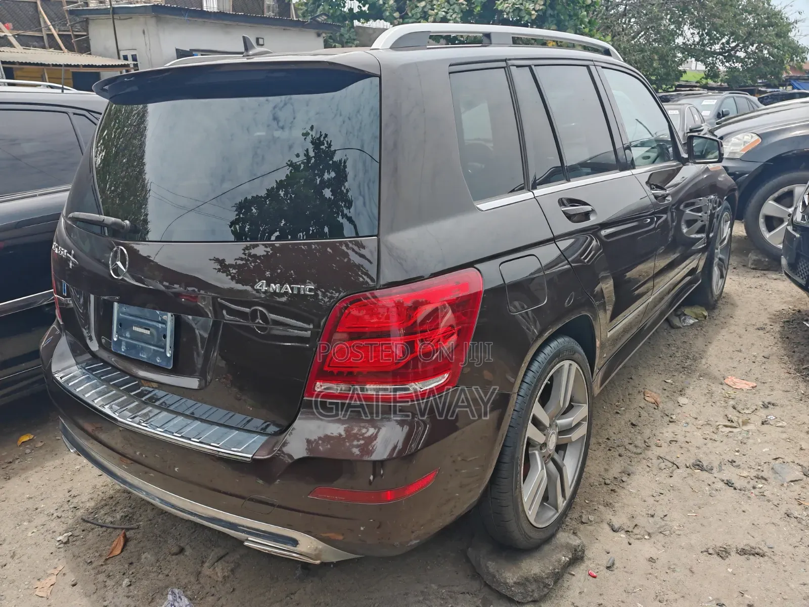 Mercedes-Benz GLK-Class 2015 Brown