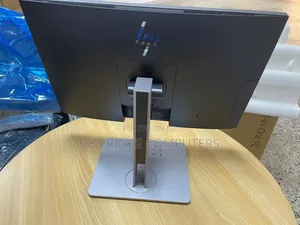 Desktop Computer HP EliteOne 800 G3 8GB Intel Core i5 SSD 256GB