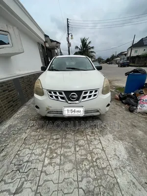 Nissan Rogue 2013 White