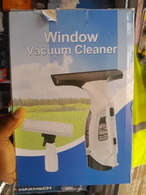 MaxMech Cordless Window Vacuum Cleaner and Squeegee Set - Brand New