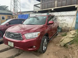Toyota Highlander 2009 Red