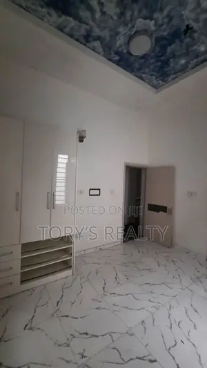 1bdrm Apartment in Lekki Phase 2 for rent