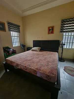 6x6 Bedframe and Foam