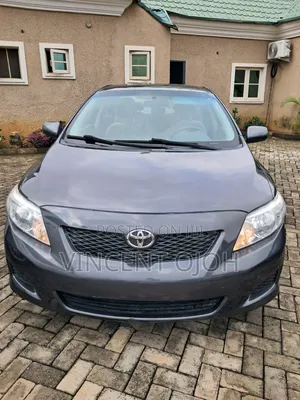 Toyota Corolla LE 4dr Sedan (1.8L 4 cyl 4A) 2009 Gray