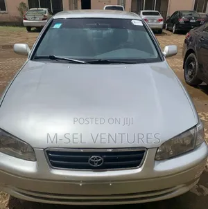 Toyota Camry 2001 Silver