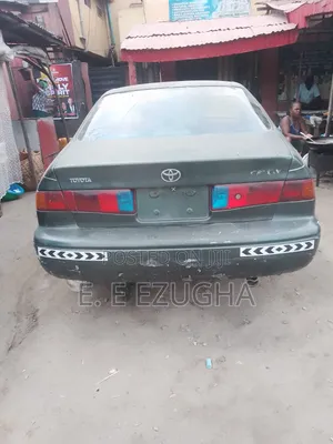 Toyota Camry 2000 Gray