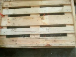 Estorian Heavy Duty Euro Pallets