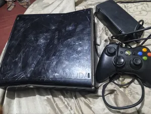 Xbox 360 Slim