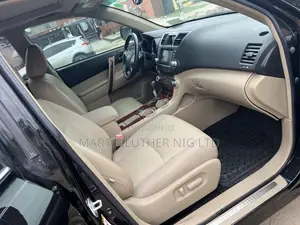 Toyota Highlander Limited 2012 Black