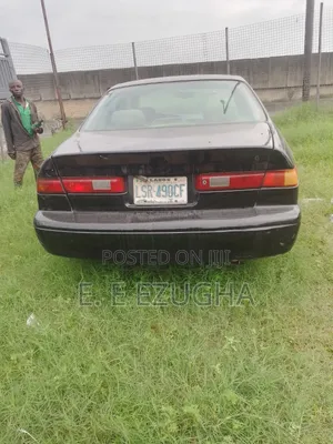 Toyota Camry Automatic 1999 Black