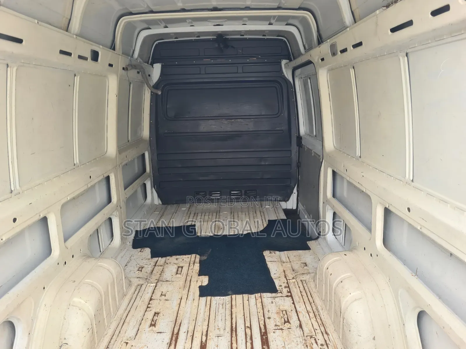 Mercedes-Benz Sprinter 2007 White