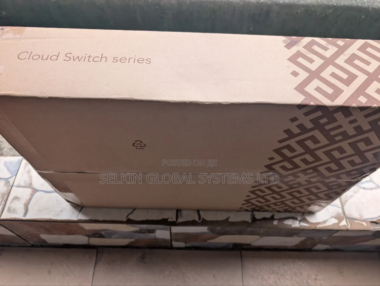 MikroTik CRS328-24P-4S+RM Cloud Router
