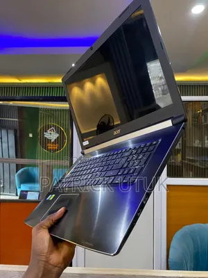 Laptop Acer AcerNote 12GB Intel Core i5 SSD 500GB