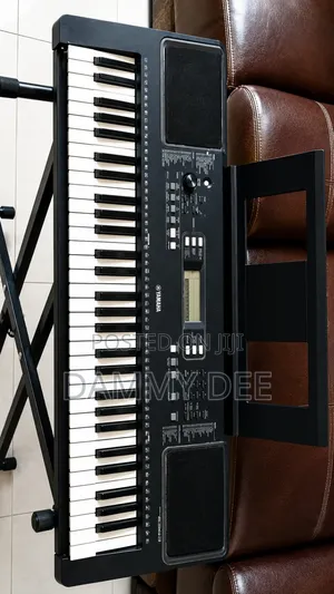 Yamaha PSR-E363 Keyboard + Stand | Excellent Working Condition