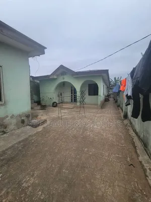 1bdrm Apartment in Ayobo for rent