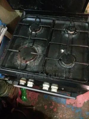 60 X60 Cm Gas and Oven