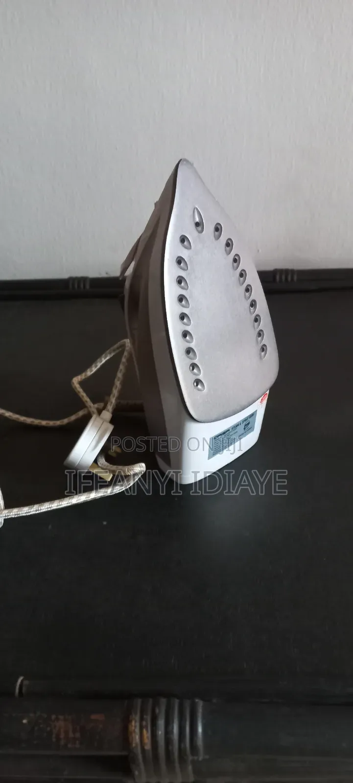 Qasa Pressing Iron