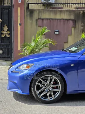 Lexus IS 250 2014 Blue