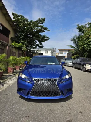 Lexus IS 250 2014 Blue