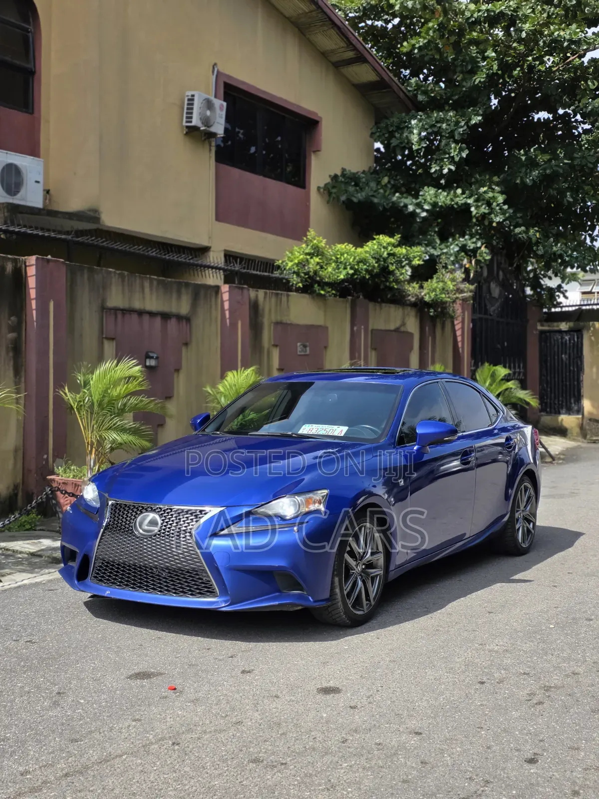 Lexus IS 250 2014 Blue
