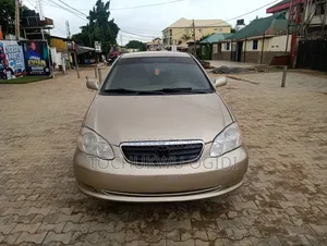 Toyota Corolla 2005 Gold