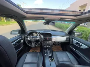 Mercedes-Benz GLK-Class 350 4MATIC 2010 Gray